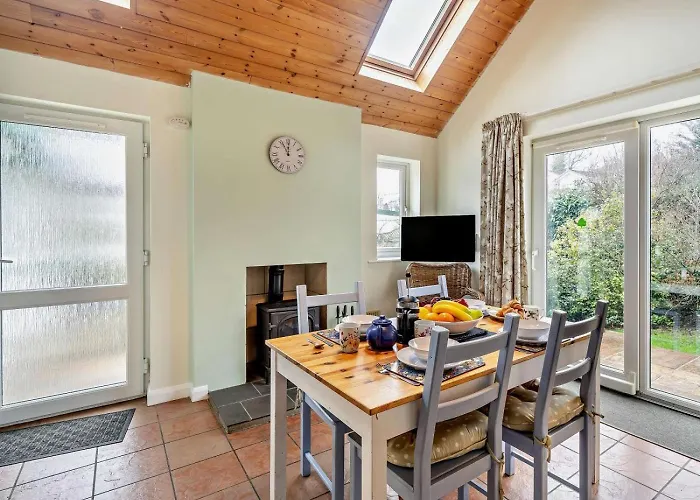 1 Bed In Oc-94245 بيت للعطل